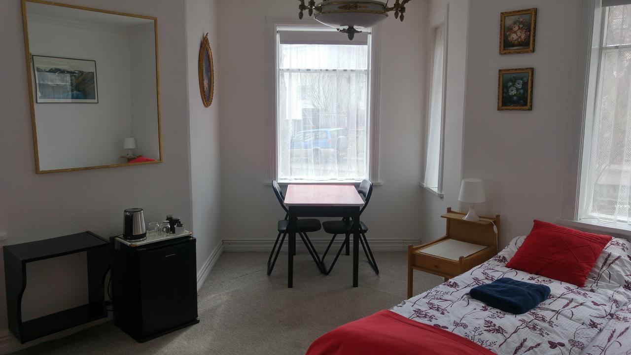 Guesthouse Solgardar 아퀴레이리 외부 사진