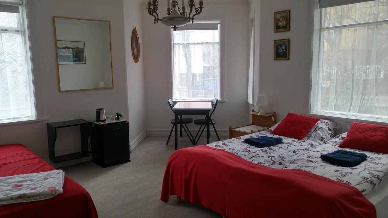 Guesthouse Solgardar 아퀴레이리 외부 사진