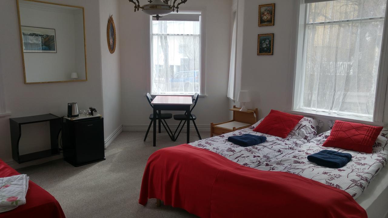 Guesthouse Solgardar 아퀴레이리 외부 사진